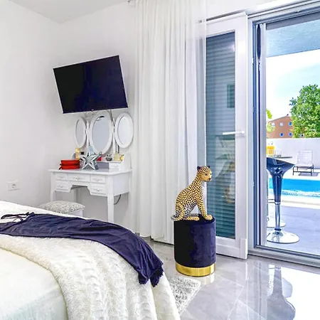 Apartman Modern Private Family Ližnjan